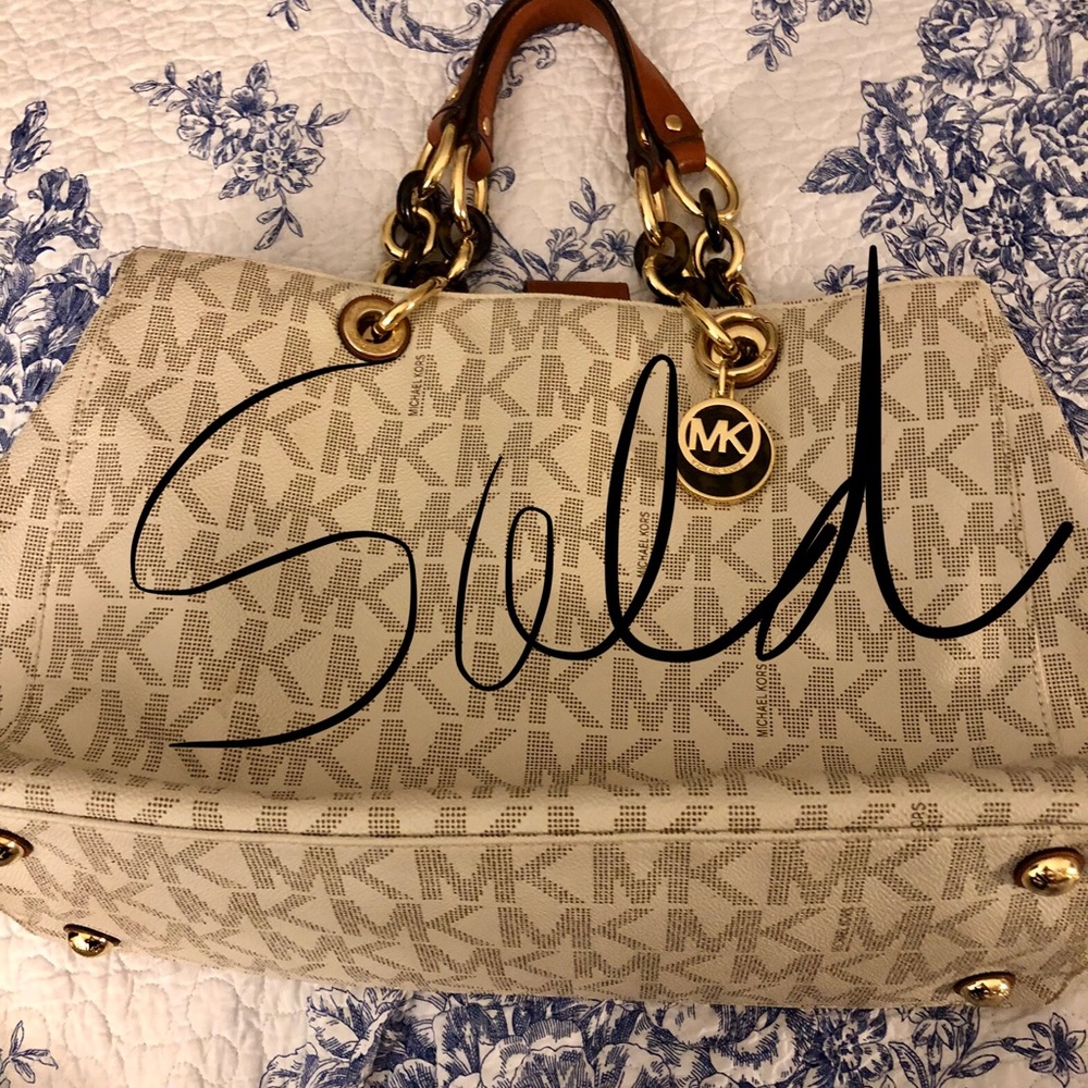 (SOLD) Authentic Michael Kors purse SOLD